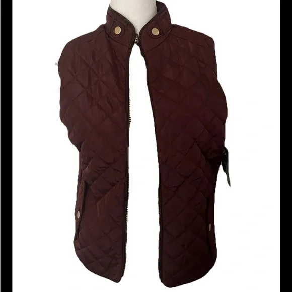 NWT Catalina Original Burgundy Quilted Faux Fur Lined Zip Front Vest Pockets PM - Picture 5 of 7